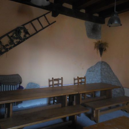Ostello Podesteria Di GombolaPolinago エクステリア 写真