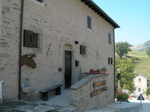 Ostello Podesteria Di GombolaPolinago エクステリア 写真