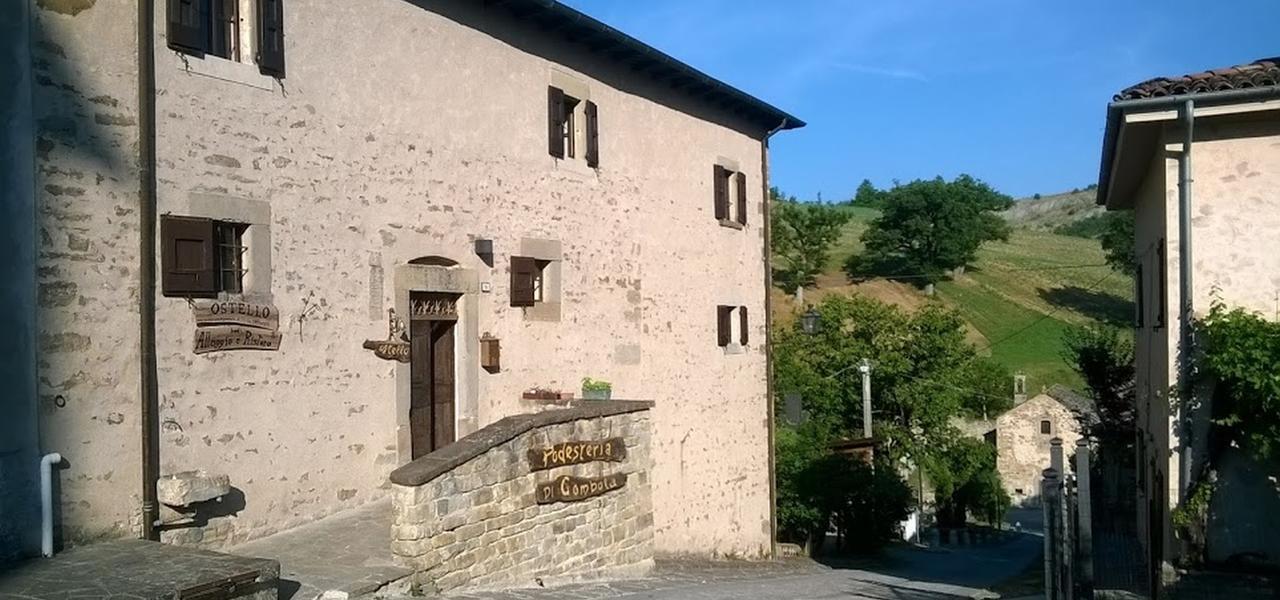 Ostello Podesteria Di GombolaPolinago エクステリア 写真